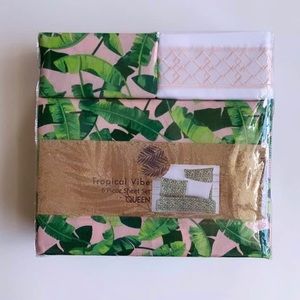 Urban Outfitters Tropical Plants Queen Sheet Set